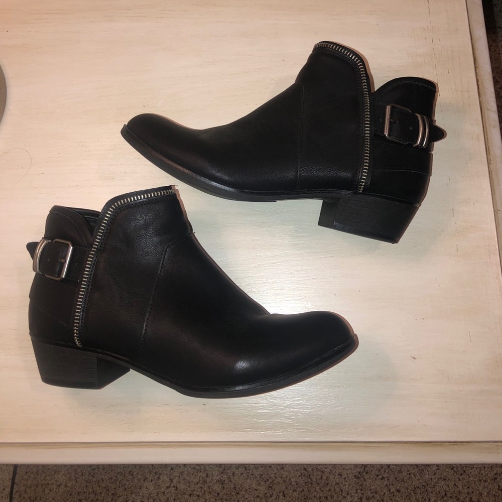 Black American Rag Cie Ankle Booties Size 8.5